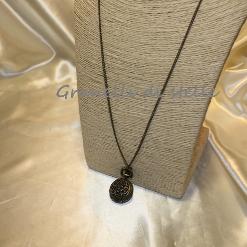 COLLANA artigianale. GRANELLI DI STELLE. CREAZIONI VENDITA NEGOZIO, BIJOUX ARTIGIANALI: ANELLI, BRACCIALI, COLLANE, ORECCHINI, CIONDOLI, SEGNALIBRI, ACCESSORI CERIMONIA, PARURE