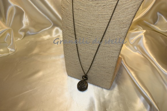 COLLANA artigianale. GRANELLI DI STELLE. CREAZIONI VENDITA NEGOZIO, BIJOUX ARTIGIANALI: ANELLI, BRACCIALI, COLLANE, ORECCHINI, CIONDOLI, SEGNALIBRI, ACCESSORI CERIMONIA, PARURE