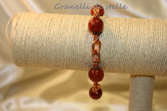 Bracciale artigianale. GRANELLI DI STELLE. CREAZIONI VENDITA NEGOZIO, BIJOUX ARTIGIANALI: ANELLI, BRACCIALI, COLLANE, ORECCHINI, CIONDOLI, SEGNALIBRI, ACCESSORI CERIMONIA, PARURE