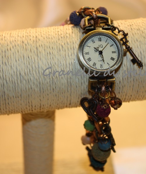 Orologio Bracciale artigianale. GRANELLI DI STELLE. CREAZIONI VENDITA NEGOZIO, BIJOUX ARTIGIANALI: ANELLI, BRACCIALI, COLLANE, ORECCHINI, CIONDOLI, SEGNALIBRI, ACCESSORI CERIMONIA, PARURE
