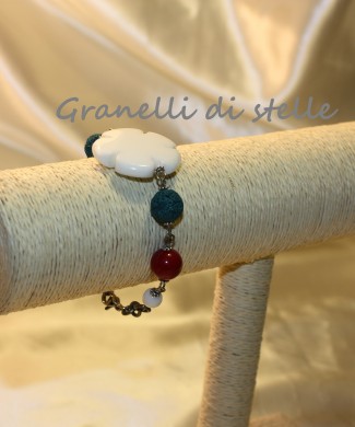 Bracciale artigianale. GRANELLI DI STELLE. CREAZIONI VENDITA NEGOZIO, BIJOUX ARTIGIANALI: ANELLI, BRACCIALI, COLLANE, ORECCHINI, CIONDOLI, SEGNALIBRI, ACCESSORI CERIMONIA, PARURE