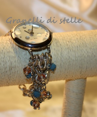 Orologio Bracciale artigianale. GRANELLI DI STELLE. CREAZIONI VENDITA NEGOZIO, BIJOUX ARTIGIANALI: ANELLI, BRACCIALI, COLLANE, ORECCHINI, CIONDOLI, SEGNALIBRI, ACCESSORI CERIMONIA, PARURE