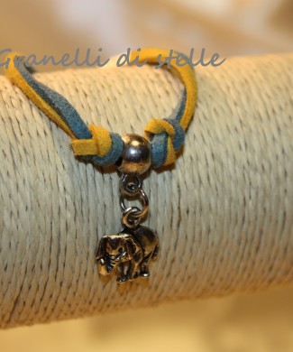 Bracciale artigianale. GRANELLI DI STELLE. CREAZIONI VENDITA NEGOZIO, BIJOUX ARTIGIANALI: ANELLI, BRACCIALI, COLLANE, ORECCHINI, CIONDOLI, SEGNALIBRI, ACCESSORI CERIMONIA, PARURE