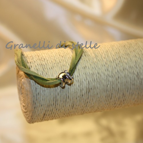 Bracciale artigianale. GRANELLI DI STELLE. CREAZIONI VENDITA NEGOZIO, BIJOUX ARTIGIANALI: ANELLI, BRACCIALI, COLLANE, ORECCHINI, CIONDOLI, SEGNALIBRI, ACCESSORI CERIMONIA, PARURE