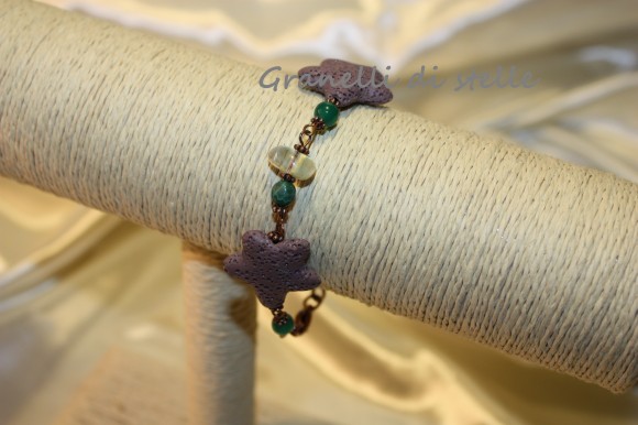 Bracciale artigianale. GRANELLI DI STELLE. CREAZIONI VENDITA NEGOZIO, BIJOUX ARTIGIANALI: ANELLI, BRACCIALI, COLLANE, ORECCHINI, CIONDOLI, SEGNALIBRI, ACCESSORI CERIMONIA, PARURE